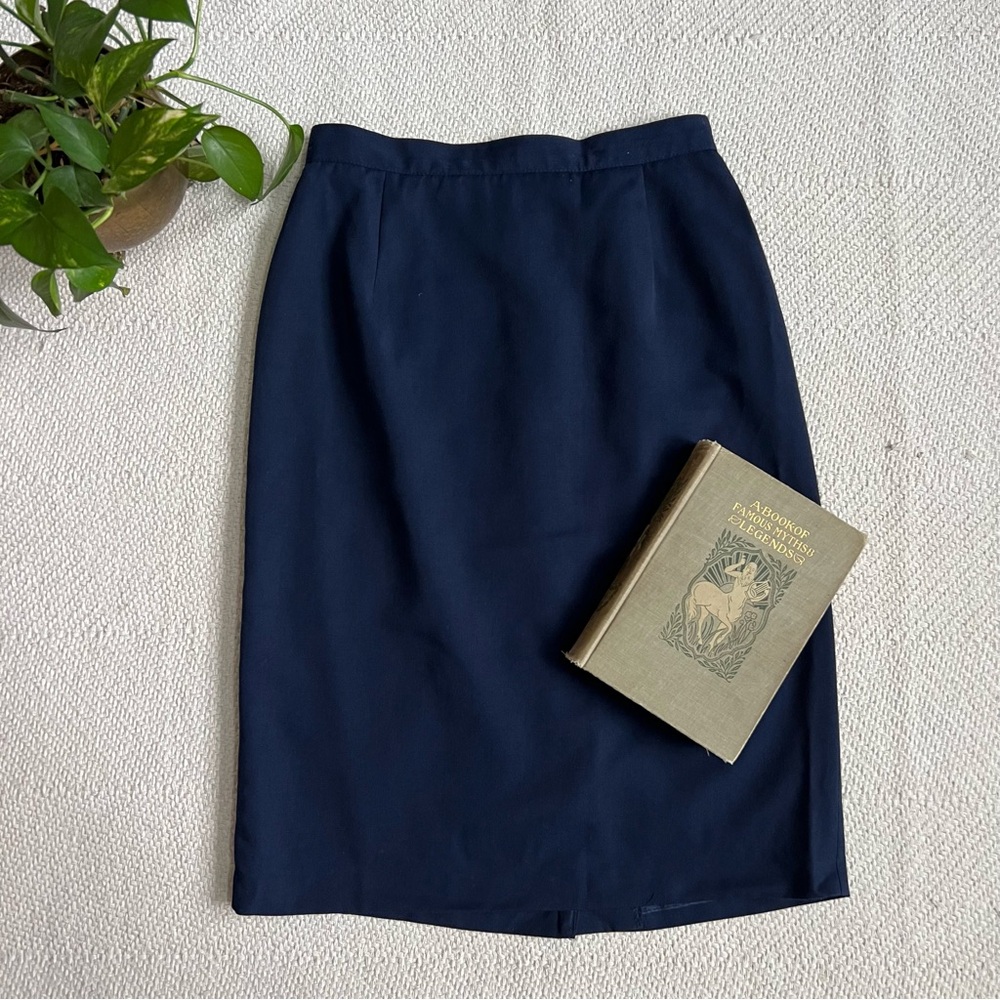 Vintage Navy Blue Minimalist High Waisted Skirt